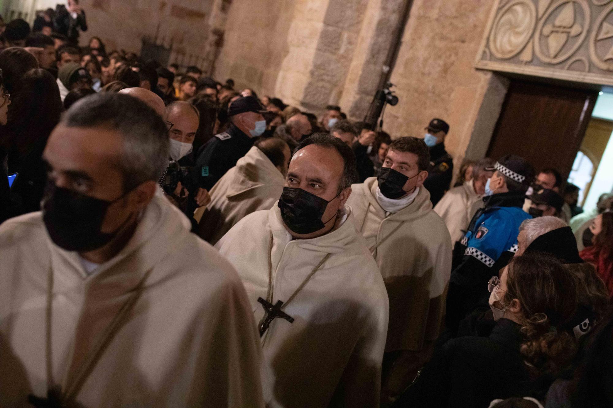 GALERÍA | La suspensión de la procesión del Cristo de la Buena Muerte, en imágenes