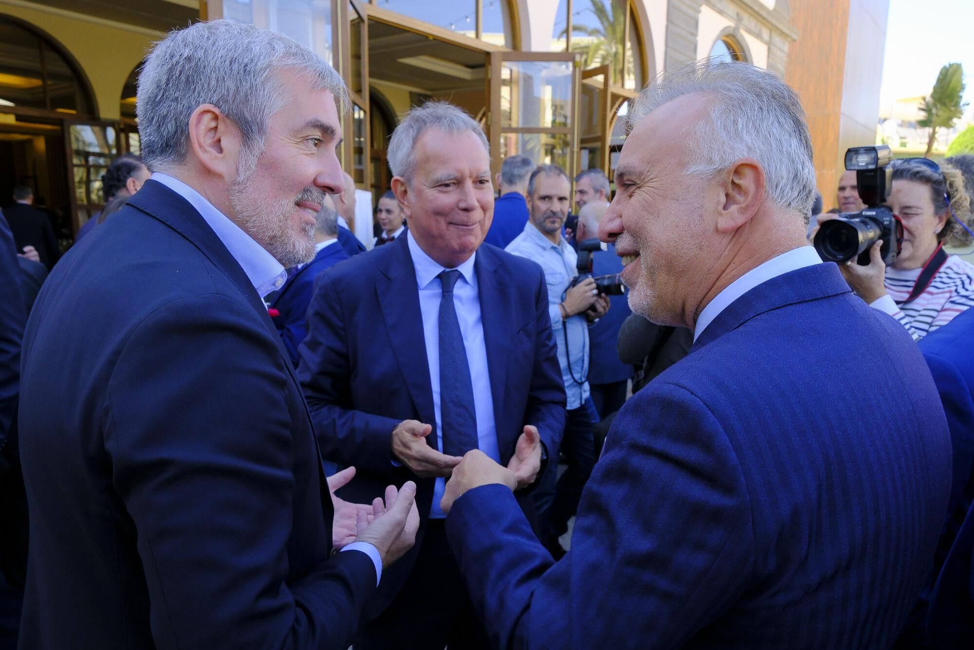 Comida navideña de la Confederación Canaria de Empresarios (CCE) en Las Palmas de Gran Canaria