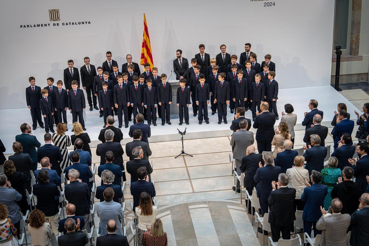 El Parlament entrega la Medalla de Honor al Monasterio de Montserrat