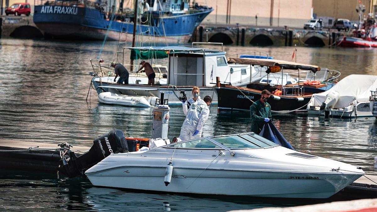 Coche y barco del hombre desaparecido con sus hijas en Tenerife