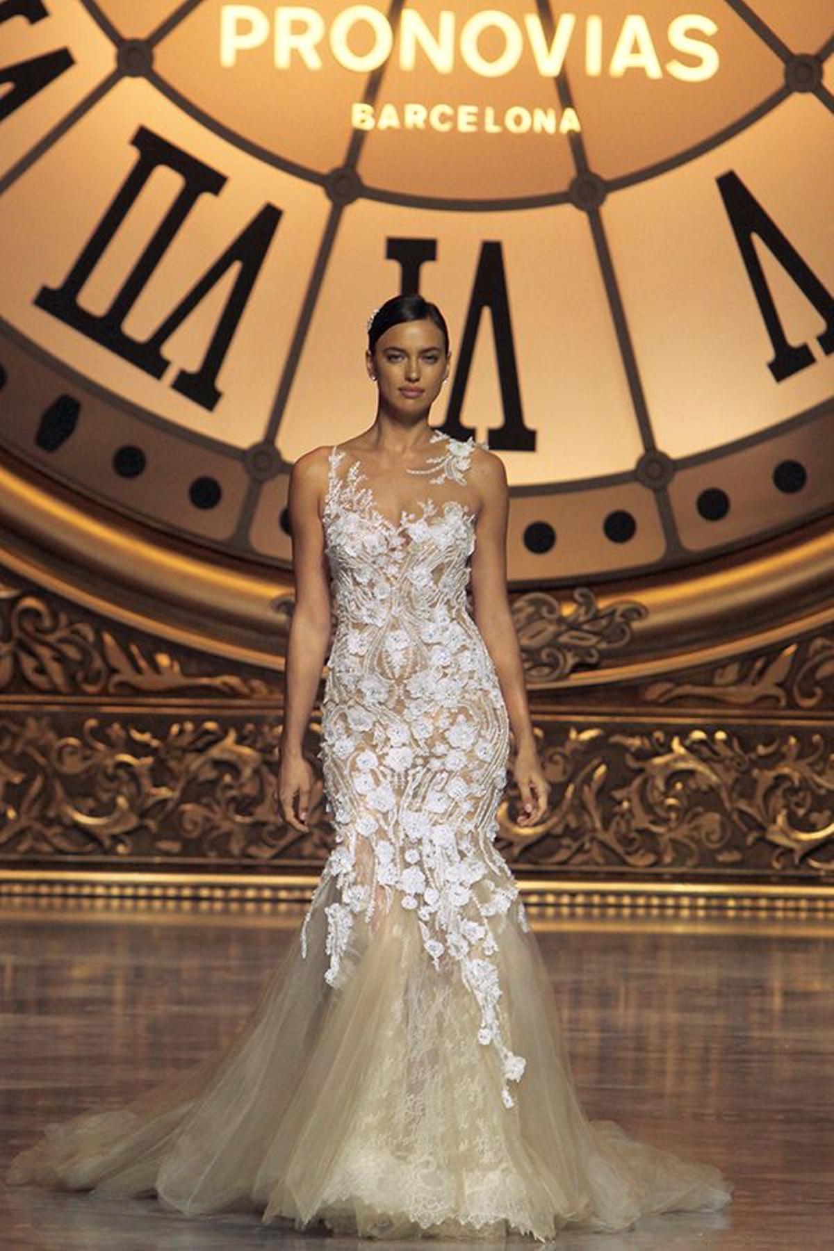 Irina Shayk, Pronovias Barcelona Bridal Week 2015