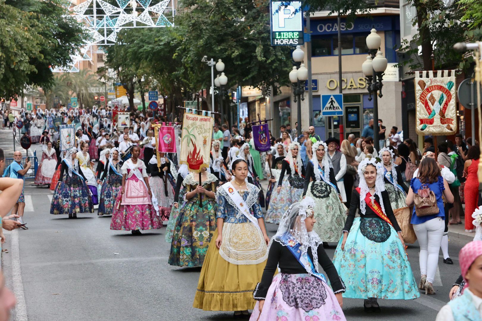 Desfile del pregón de las Hogueras 2022