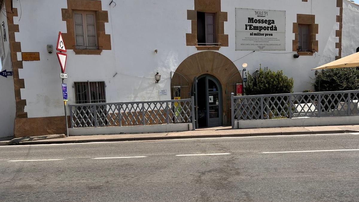 Un home mor apunyalat a Verges després d’intentar mediar en una discussió