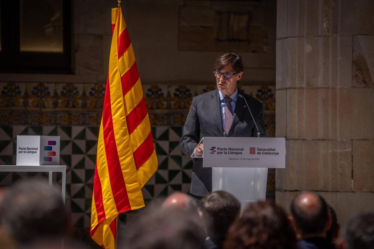 Acto de firma del Pacte Nacional per la Llengua