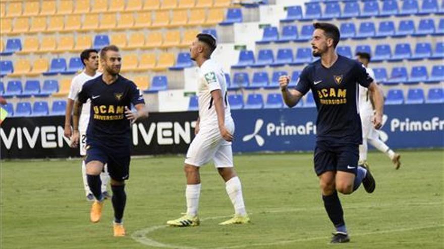 Rafa de Vicente, sobre el Córdoba CF: &quot;Esos problemas unen más al equipo&quot;