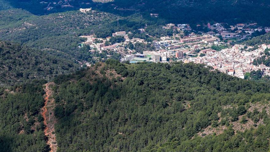Los municipios forestales contienen la respiración ante la amenaza de incendios por rayos: "Tenemos pánico"