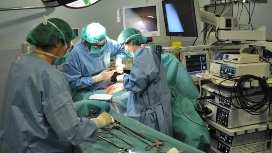 Un 18% més d&#039;operacions de cirurgia general i digestiva    al Trueta i al Santa Caterina