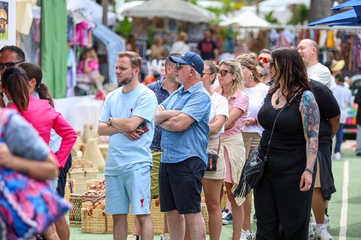 Galería: Todas las imágenes de la apertura del Mercadillo de Punta Arabí