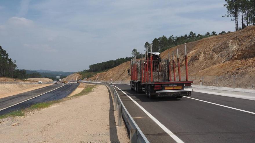 La AG-59 abre al tráfico su enlace con Pontevea