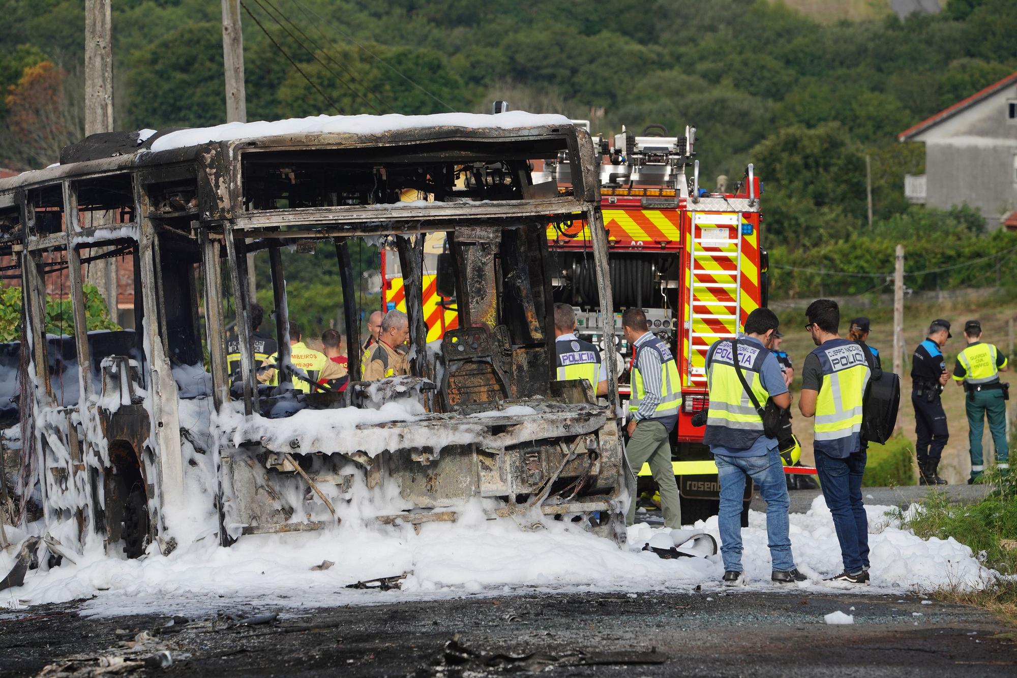 Un bombero en prácticas muere en Santiago durante un operativo