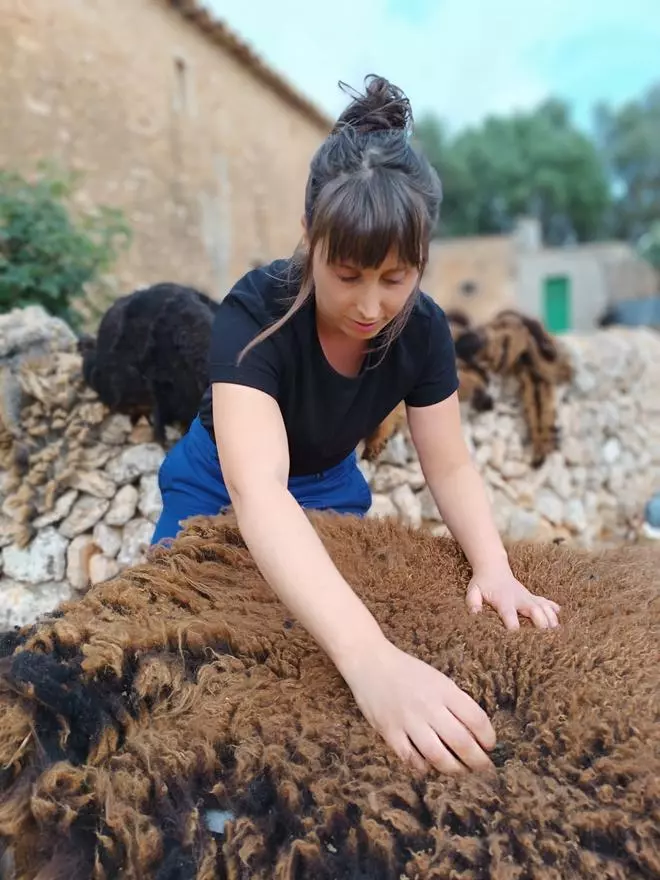 El arte de conjugar lana y posidonia