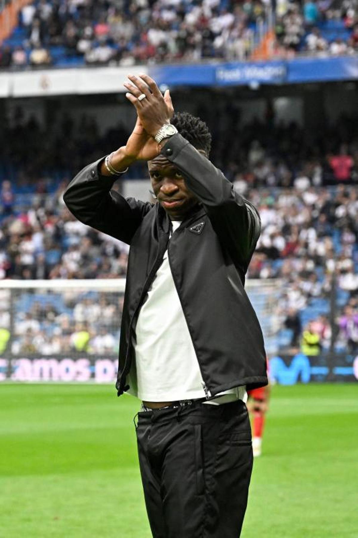 ¡'Basta ya'! El Bernabéu se vuelca con Vinícius Jr. ¡'Basta ya'! El Bernabéu se vuelca con Vinícius Jr.