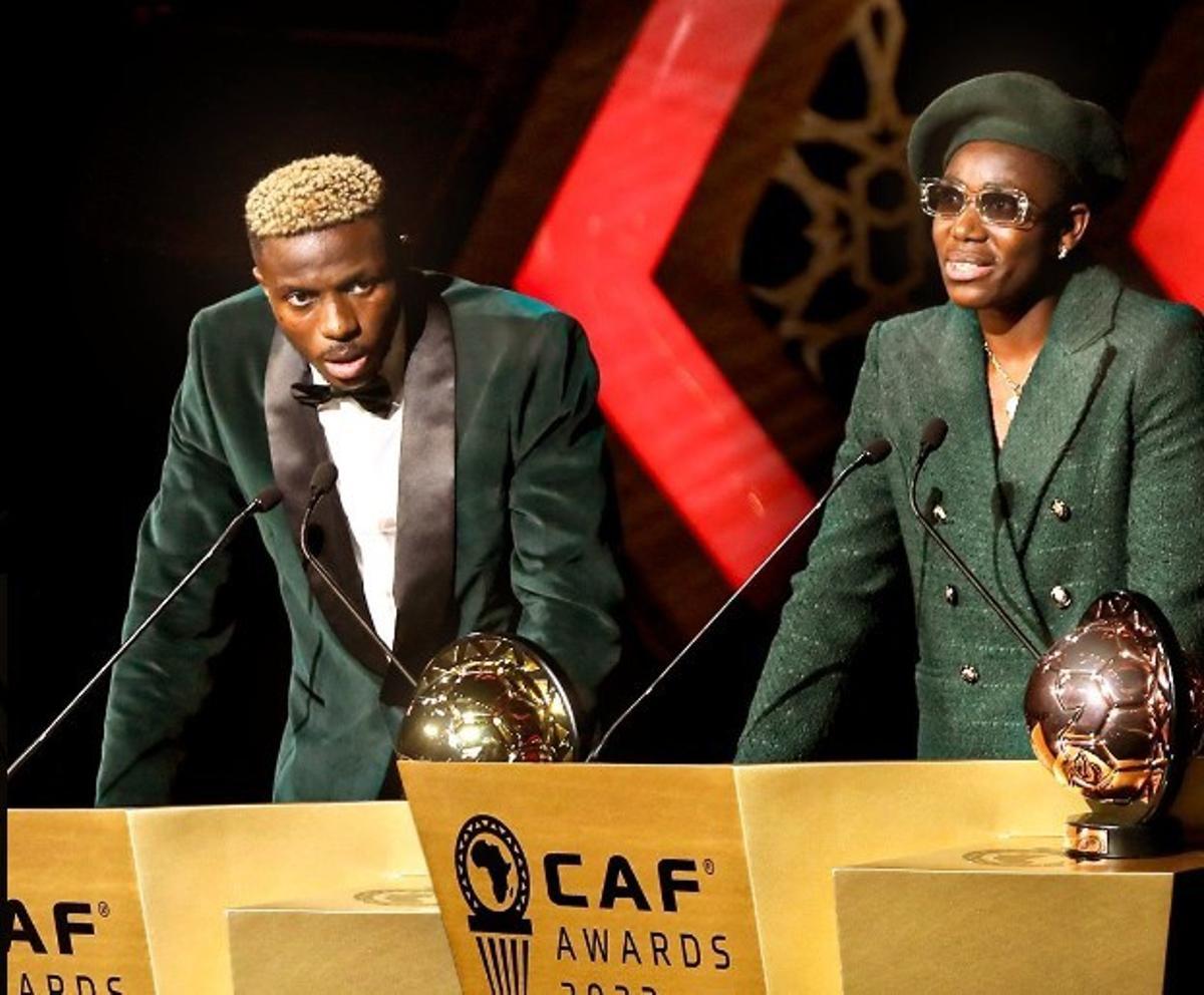La azulgrana Asisat Oshoala gana el Balón de Oro africano - El