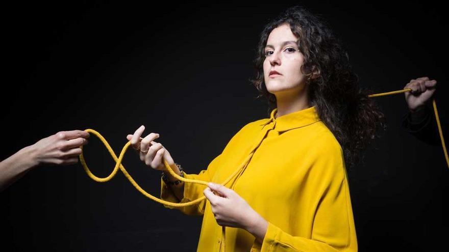 Iria Fariñas presenta en Alicante su nueva "performance"