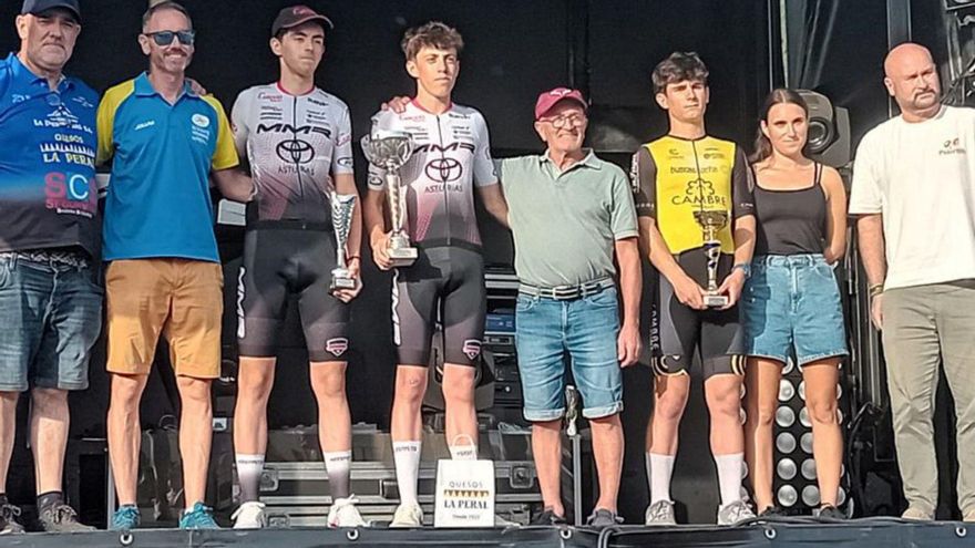 Gancedo triunfa en la XXI Subida Ciclista a la Cueva de la Peña bajo un intenso calor