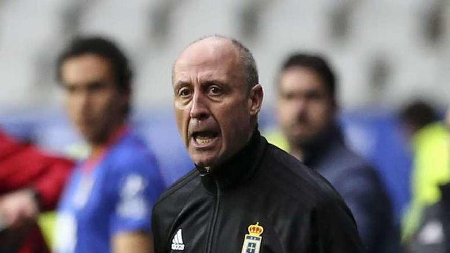 El segundo técnico del Oviedo, Juanjo Carretero.