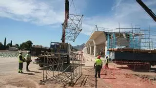 Instalan los voladizos del viaducto del Ave en Lorca