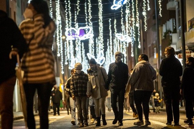 Encendido del alumbrado navideño en el casco de La Laguna