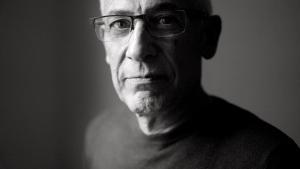 El escritor José Ovejero, fotografiado en Madrid