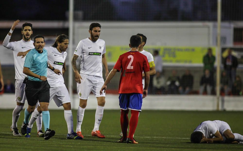 El Hércules se atasca y no pasa del empate ante el Saguntino