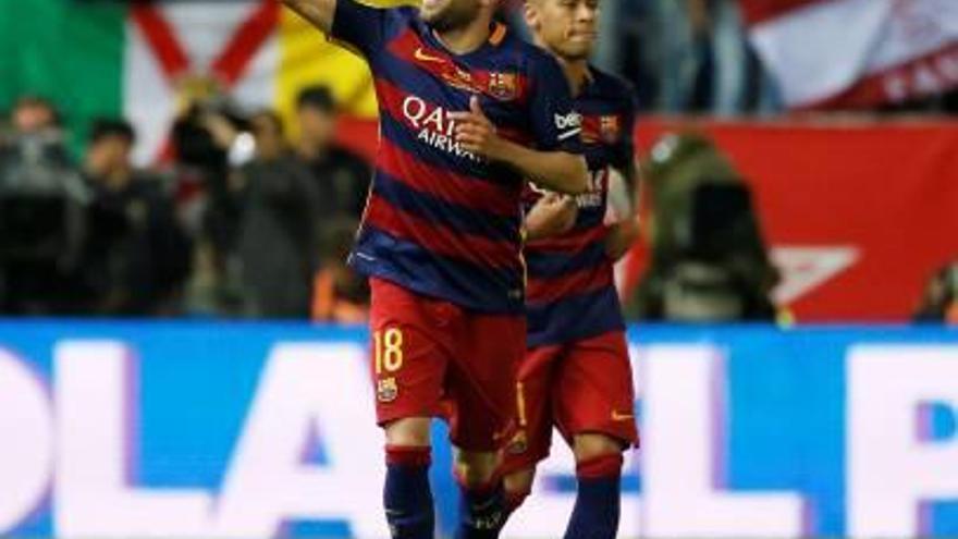 Jordi Alba celebrant un gol.