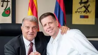 Szczesny firma por el Barça hasta final de temporada