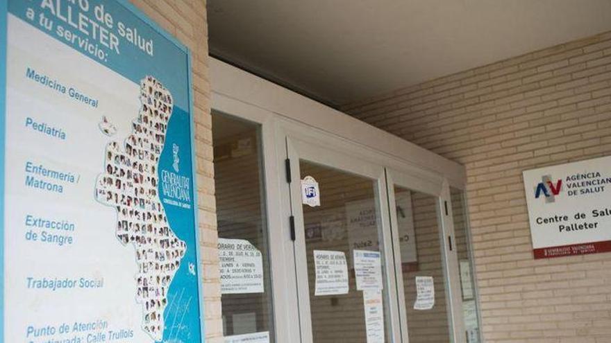 Usuarios de un centro de salud de Castelló denuncian irregularidades en la atención telefónica