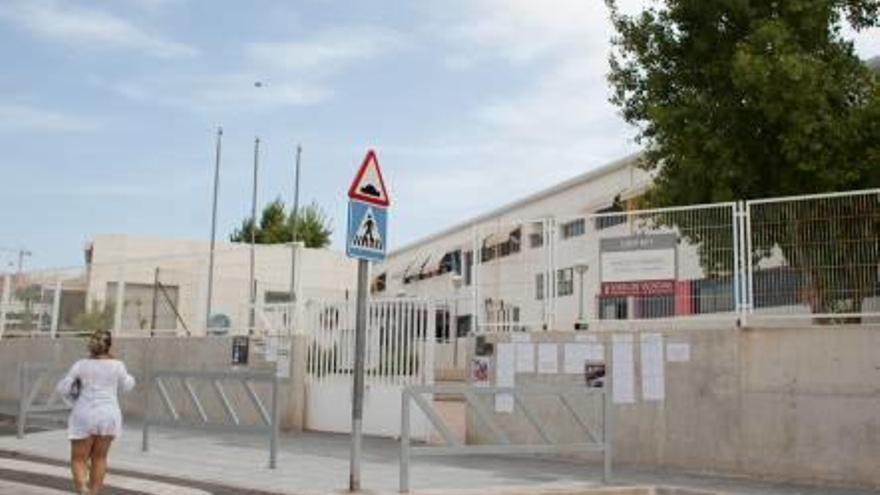 El aumento de nivel del valenciano en el colegio Vicenta Ruso acaba en el juzgado