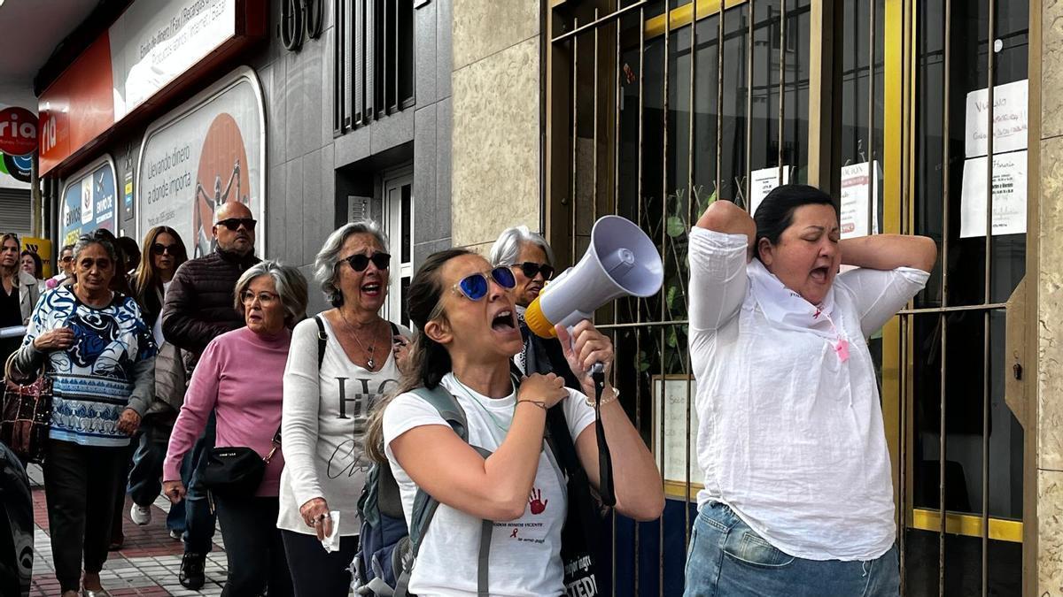 Schamann sale a la calle para exigir justicia por el asesinato de Vicente Reyes