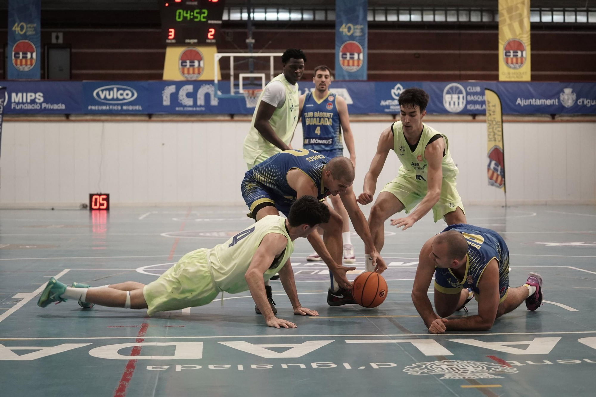 Imatges del Monbus Igualada - Barça B