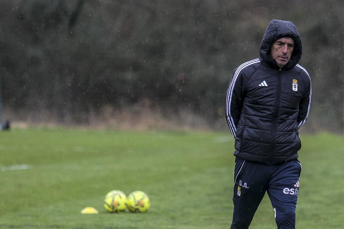 EN IMÁGENES: así fue la jornada de entrenamientos del Real Oviedo en El Requexón previa al duelo ante el Girona