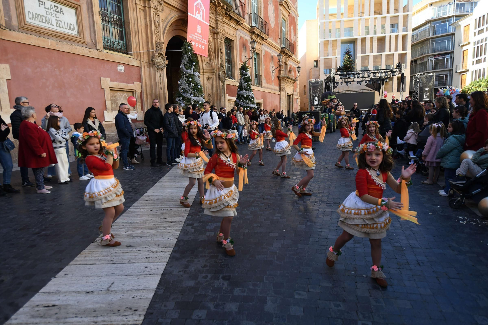 Las mejores imágenes del desfile de Papá Noel en Murcia