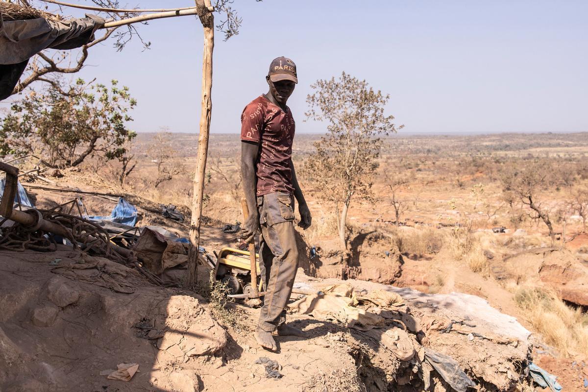 La minería artesanal de oro en Senegal. Karakaene y Bantakokouta son sitios de extracción de oro en el sureste de Senegal