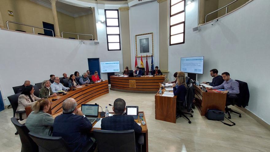El Pleno de Alcantarilla actualiza el IBI urbano y la Plusvalía para hacer frente a la inflación
