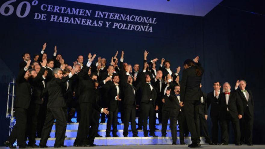 Un coro filipino se alza con el primer premio del Certamen de Habaneras