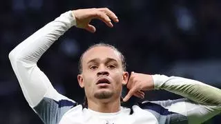 Xavi Simons dice basta y pide salir: un precio razonable