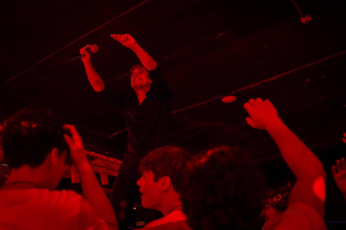 Así se vive el Mundial 2026, partido España contra Francia en la discoteca Bling Bling.