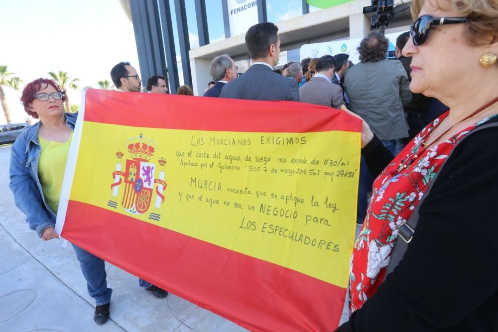 1.000 regantes de toda España debaten en Torrevieja el futuro de la agricultura