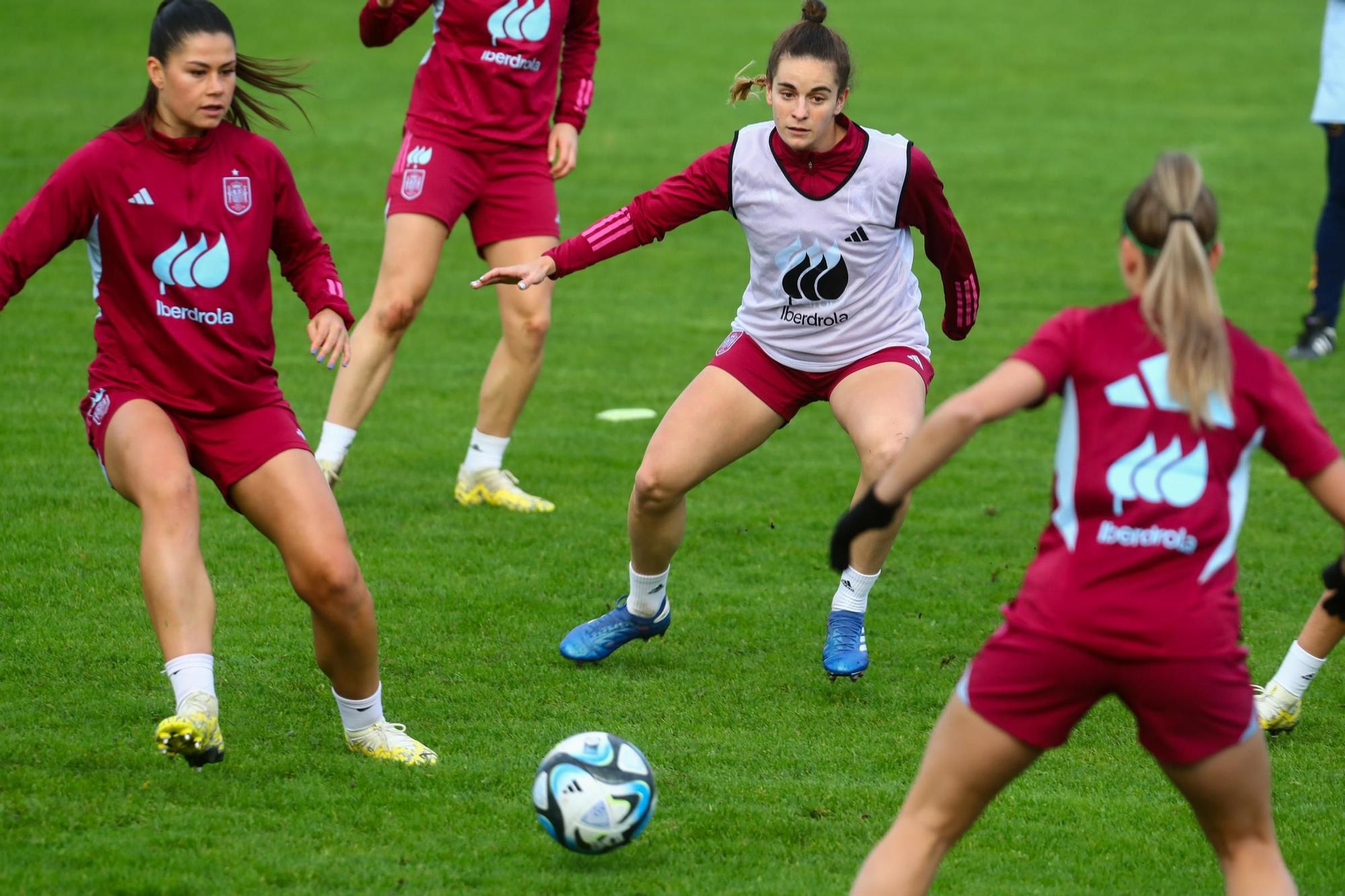 Galicia recibe a la selección femenina de fútbol