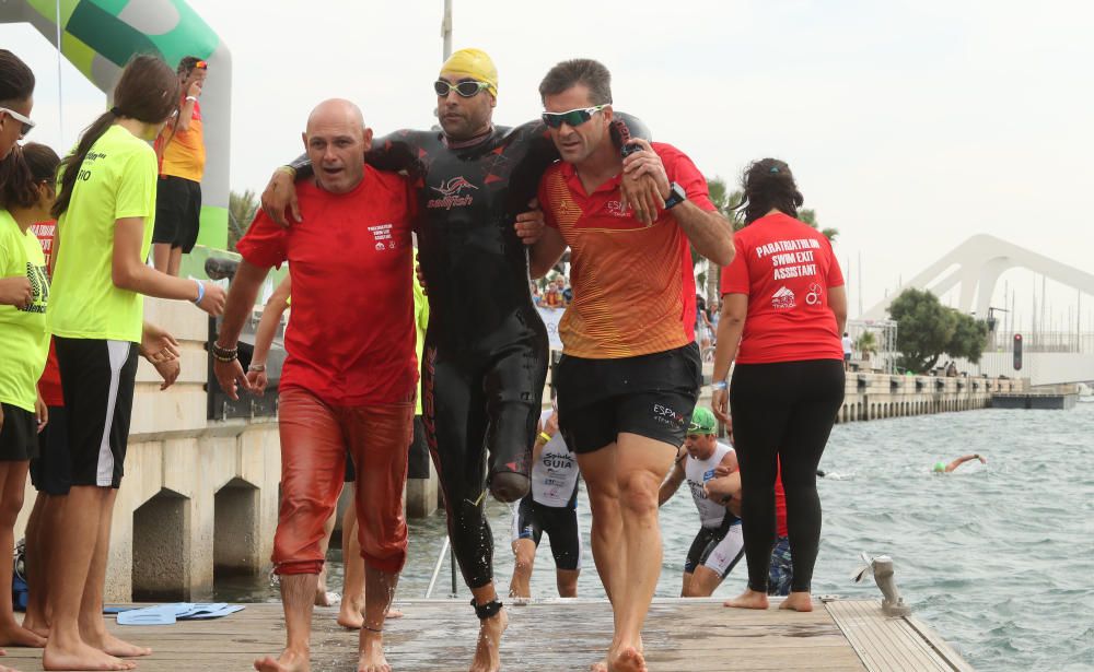 Triatlón en la Marina de Valencia