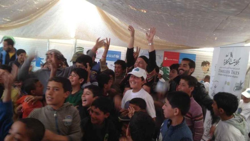 Niños sirios refugiados en un campamento de Jordania.