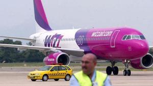 Wizz Air agita el sector aeri amb una tarifa plana per a vols il·limitats