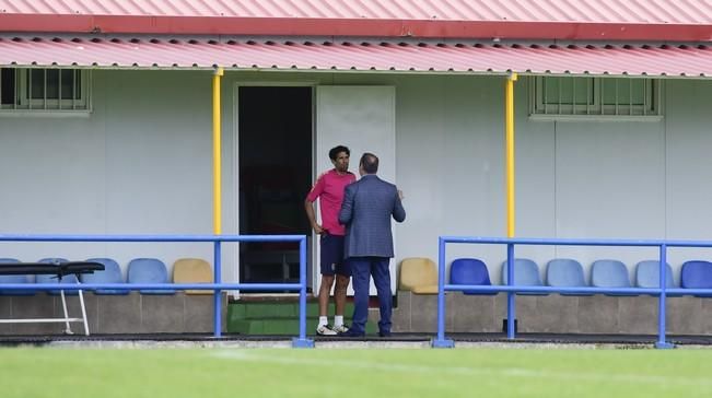 Entrenamiento UD LAS PALMAS en Barranco Seco ...