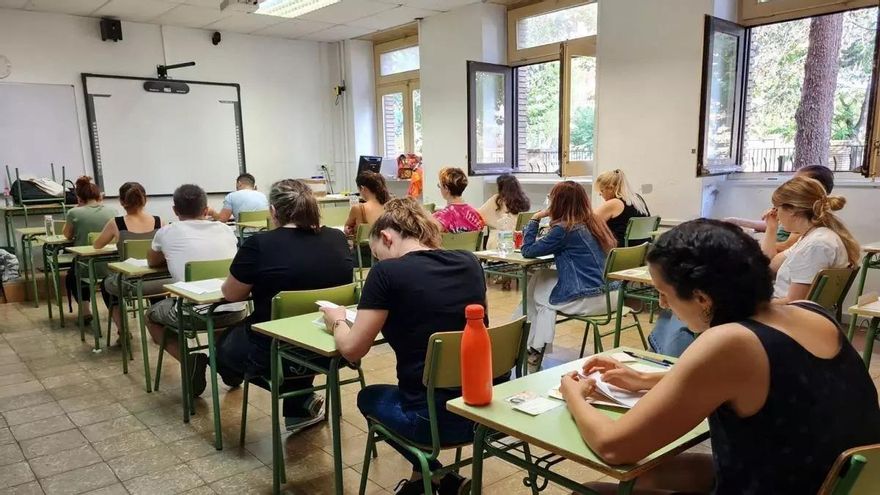 La Junta de Andalucía aprueba las 3.531 plazas de profesores que se ofertarán en 2025