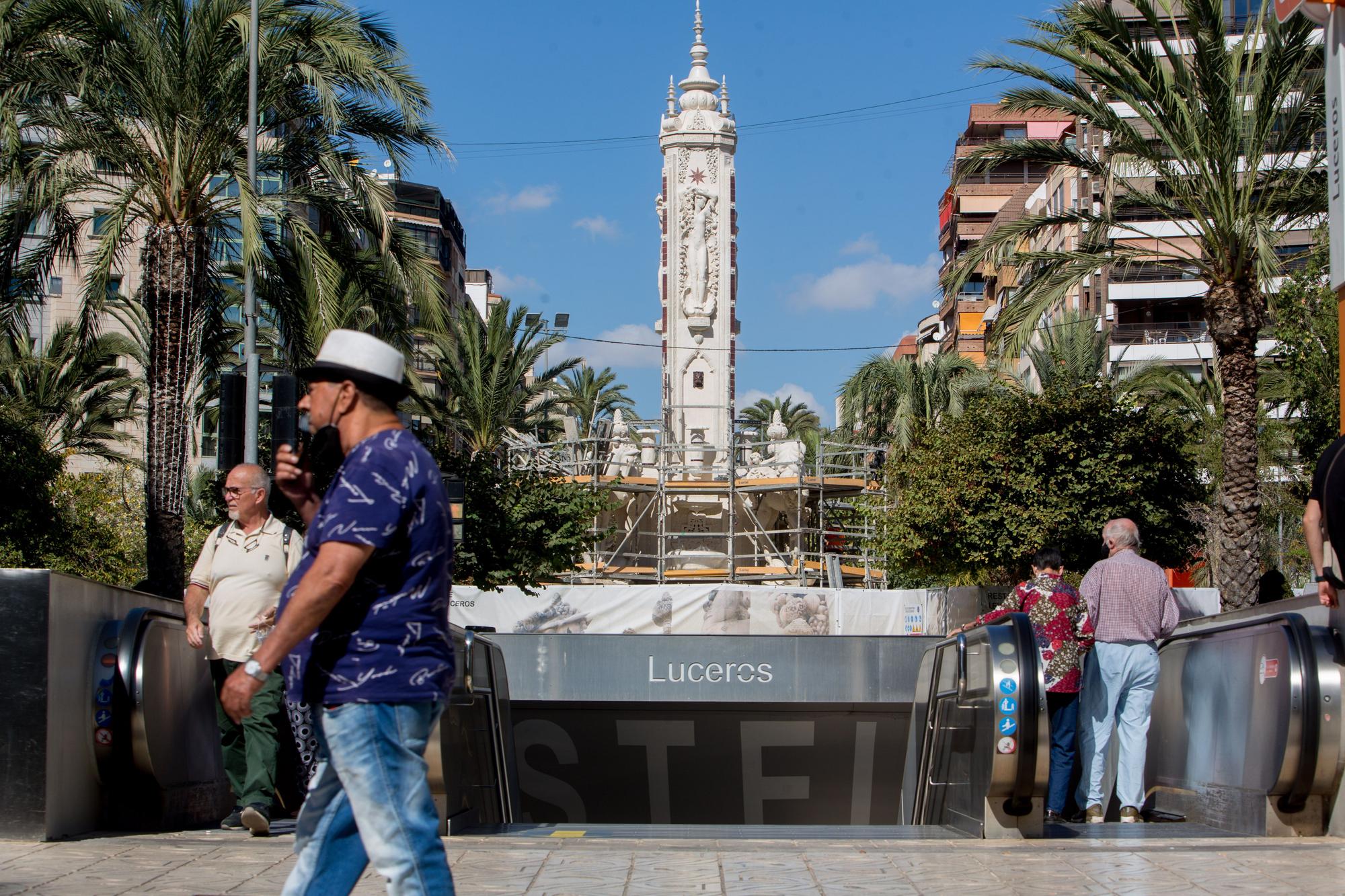 Retiran los andamios de Luceros