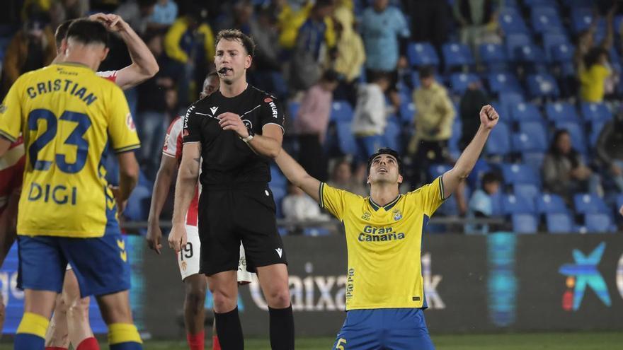 Enrique Clemente, el hombre de los cinco goles imposibles en la UD Las Palmas
