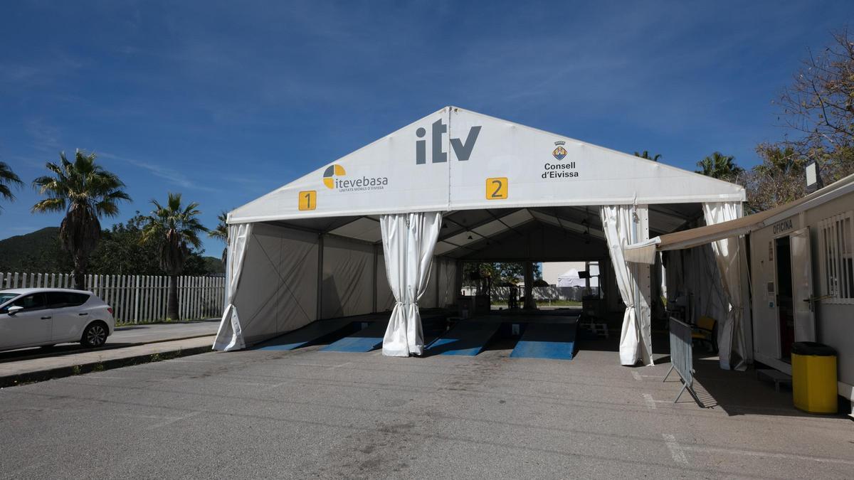 Imagen de la ITV instalada junto al Recinto Ferial de Ibiza.