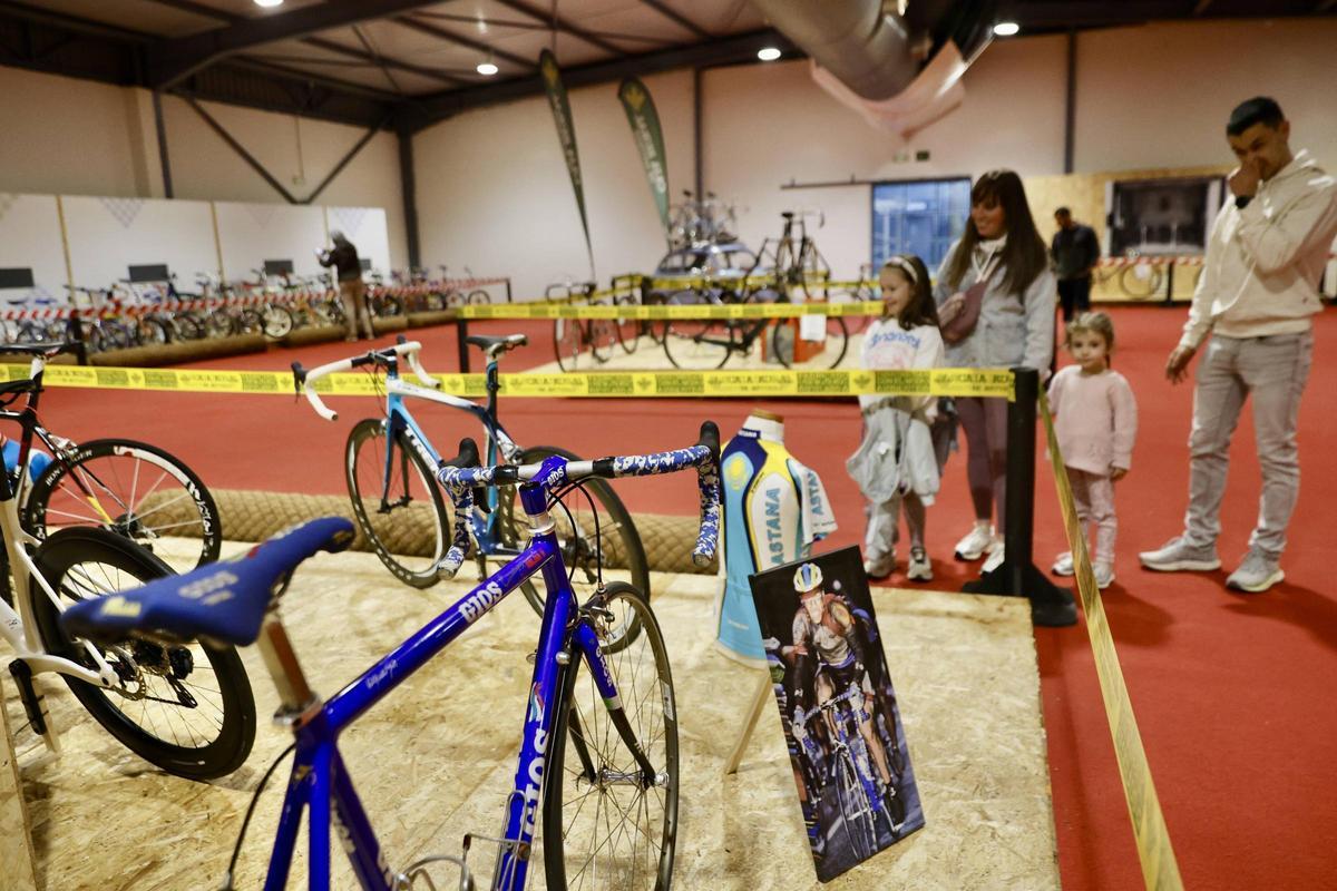El inicio del "Asturias Bike Weekend" en Gijón, en imágenes