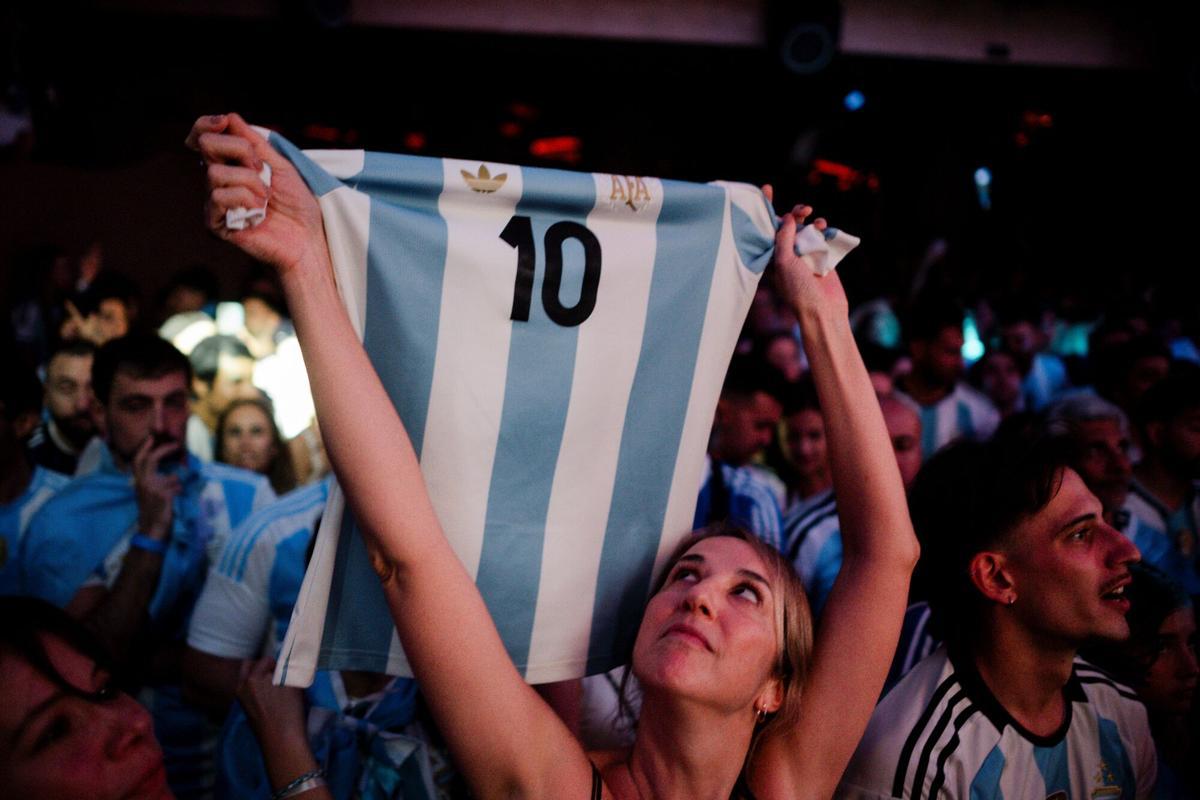 Madrid sigue la final del Mundial 2026 entre España y Argentina. Madrid sigue la final del Mundial 2026 entre España y Argentina.