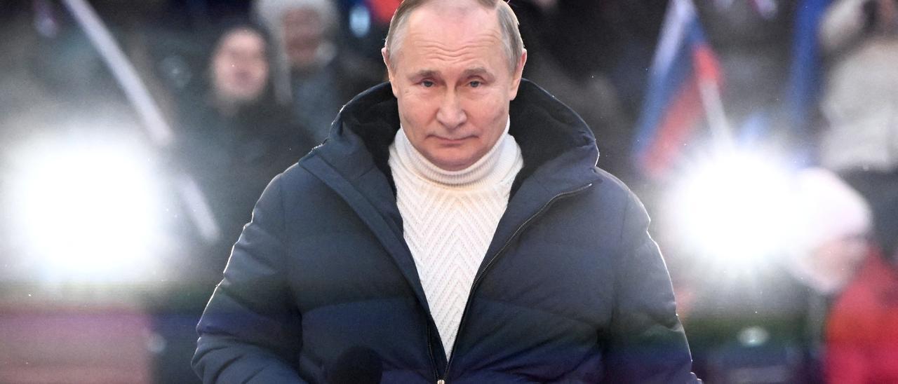 Putin se da un baño de masas en medio de la guerra en Ucrania
